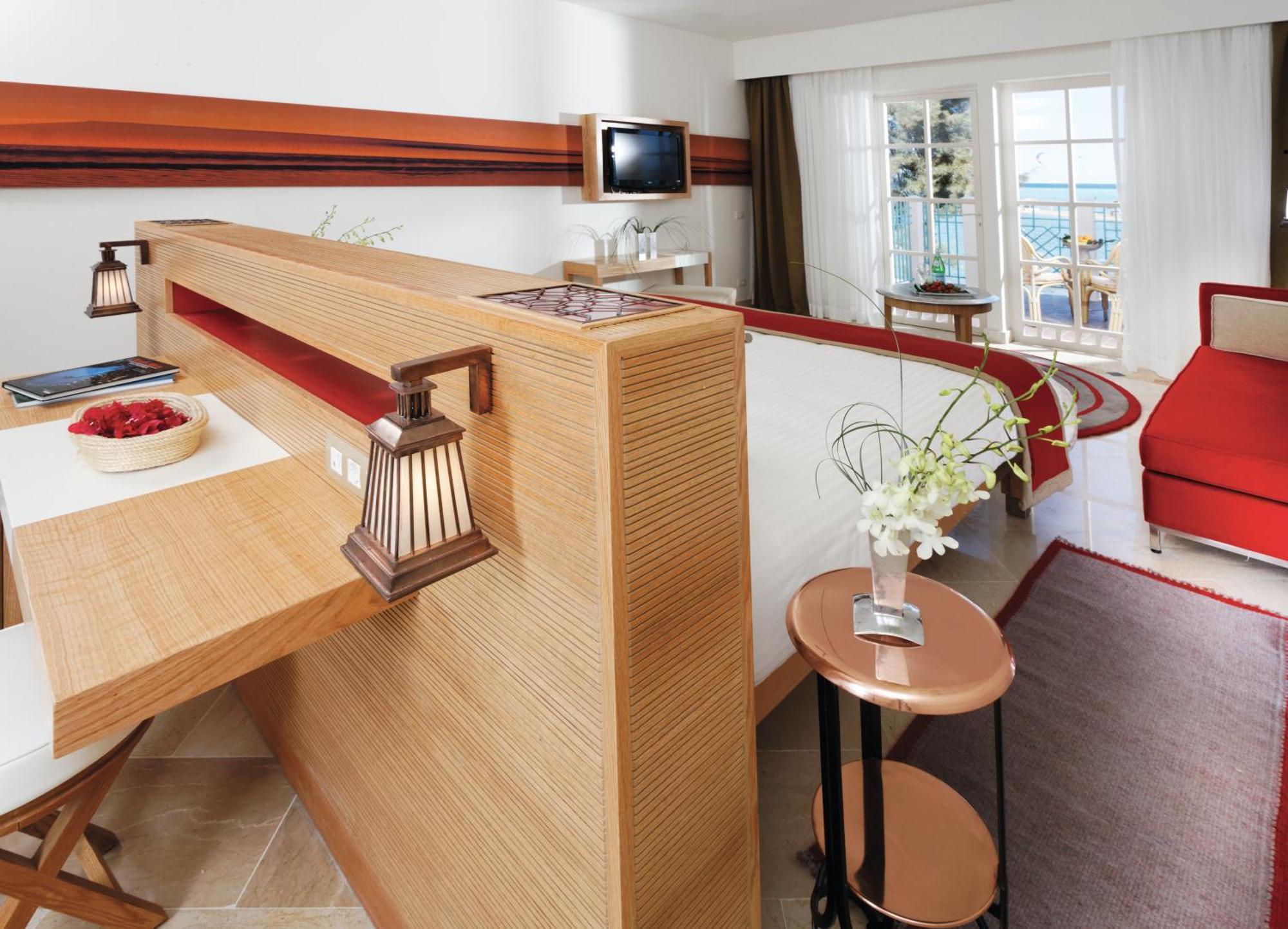 Deluxe Kamer met Kingsize Bed en Uitzicht op de Zee